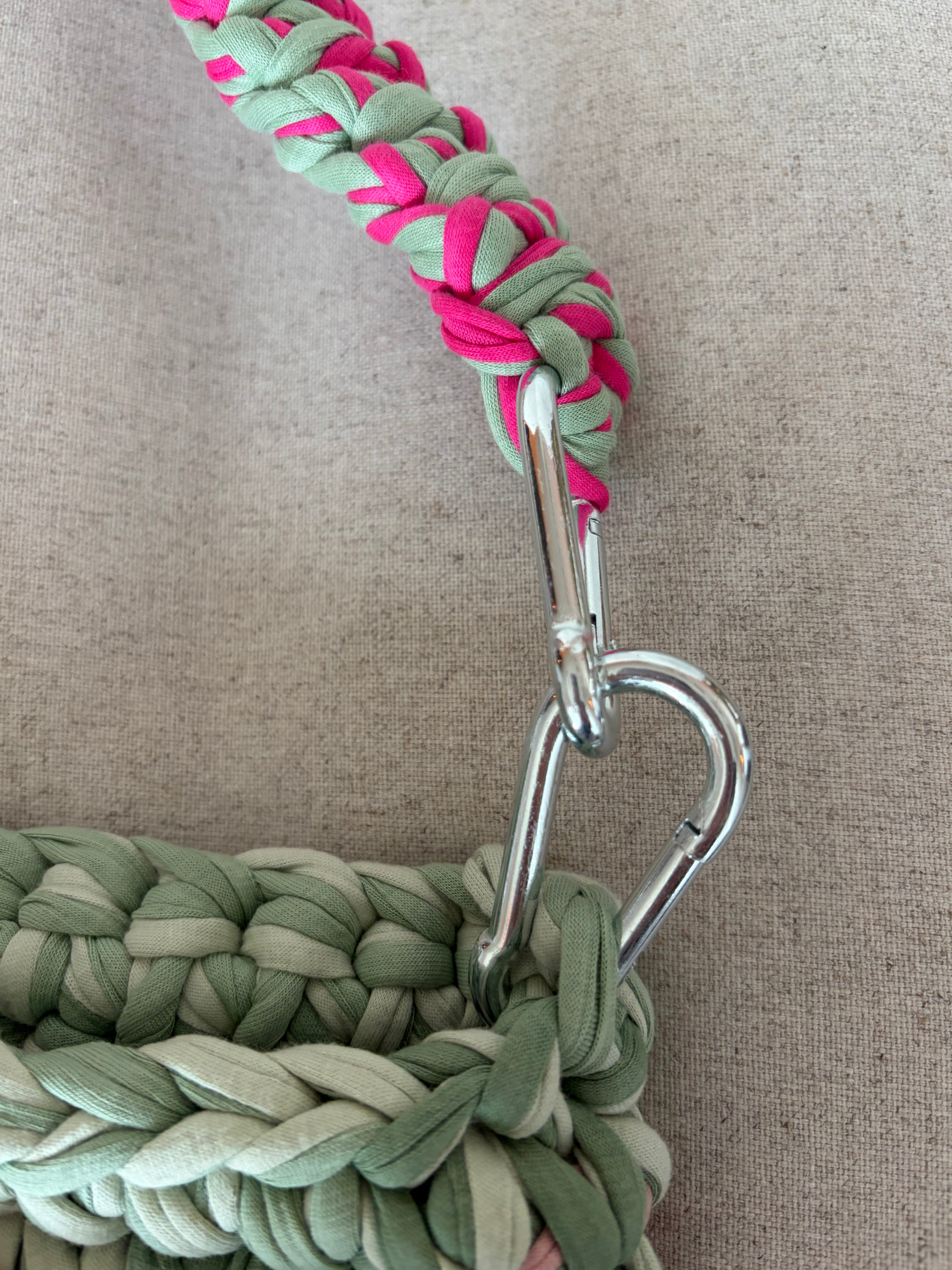 Häkeltasche „Tutti Frutti“ mit Karabiner-Henkel