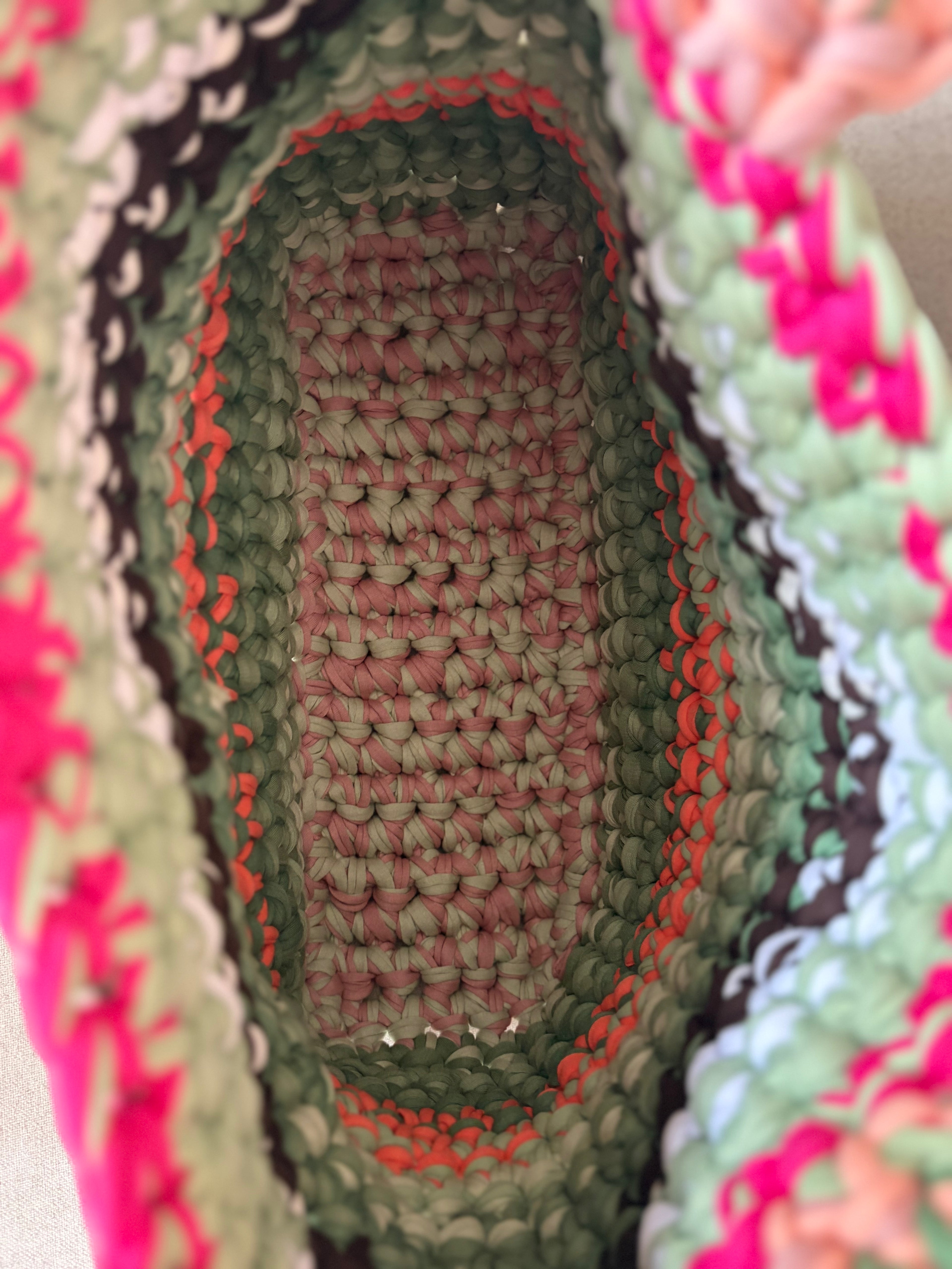 Häkeltasche „Wassermelone“ – großer gestreifter Shopper